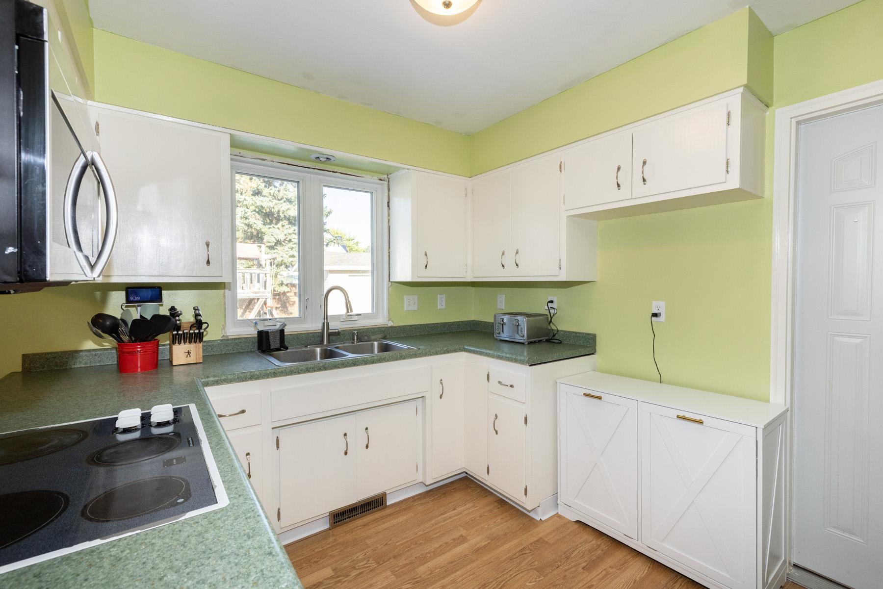 312 3rd Avenue E Property Photo 11