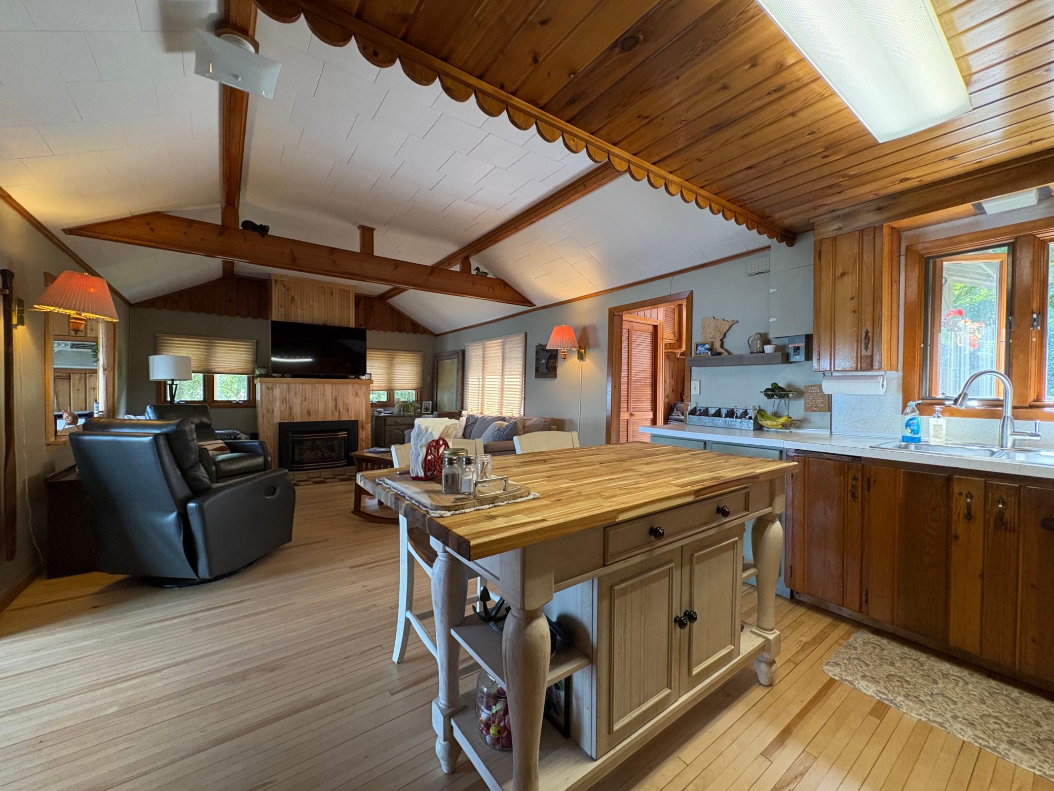 21940 Beach Road Property Photo 19
