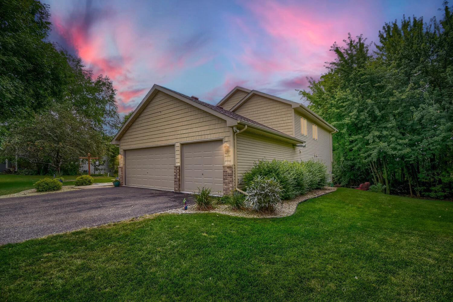 22376 Brett Trail Property Photo 2