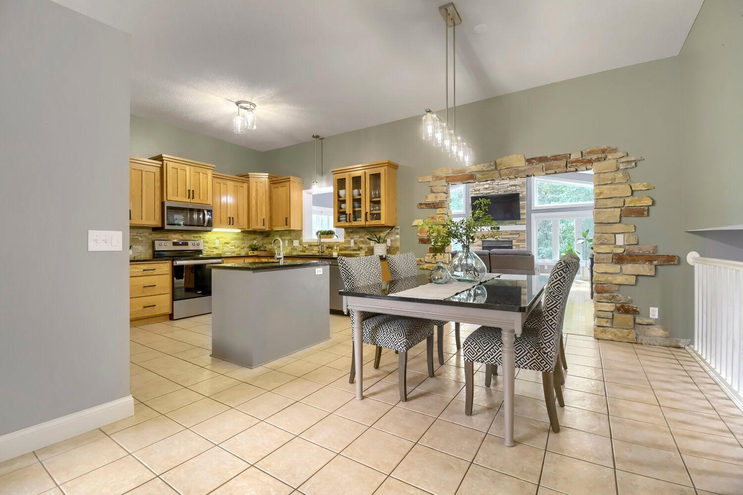 22376 Brett Trail Property Photo 15