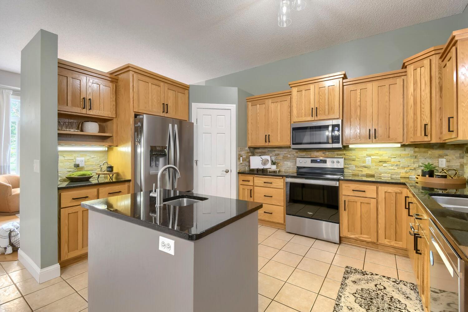 22376 Brett Trail Property Photo 17