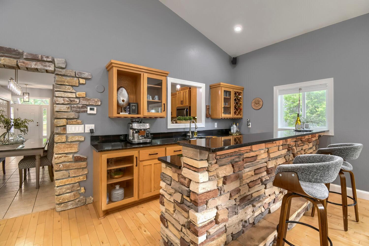 22376 Brett Trail Property Photo 22