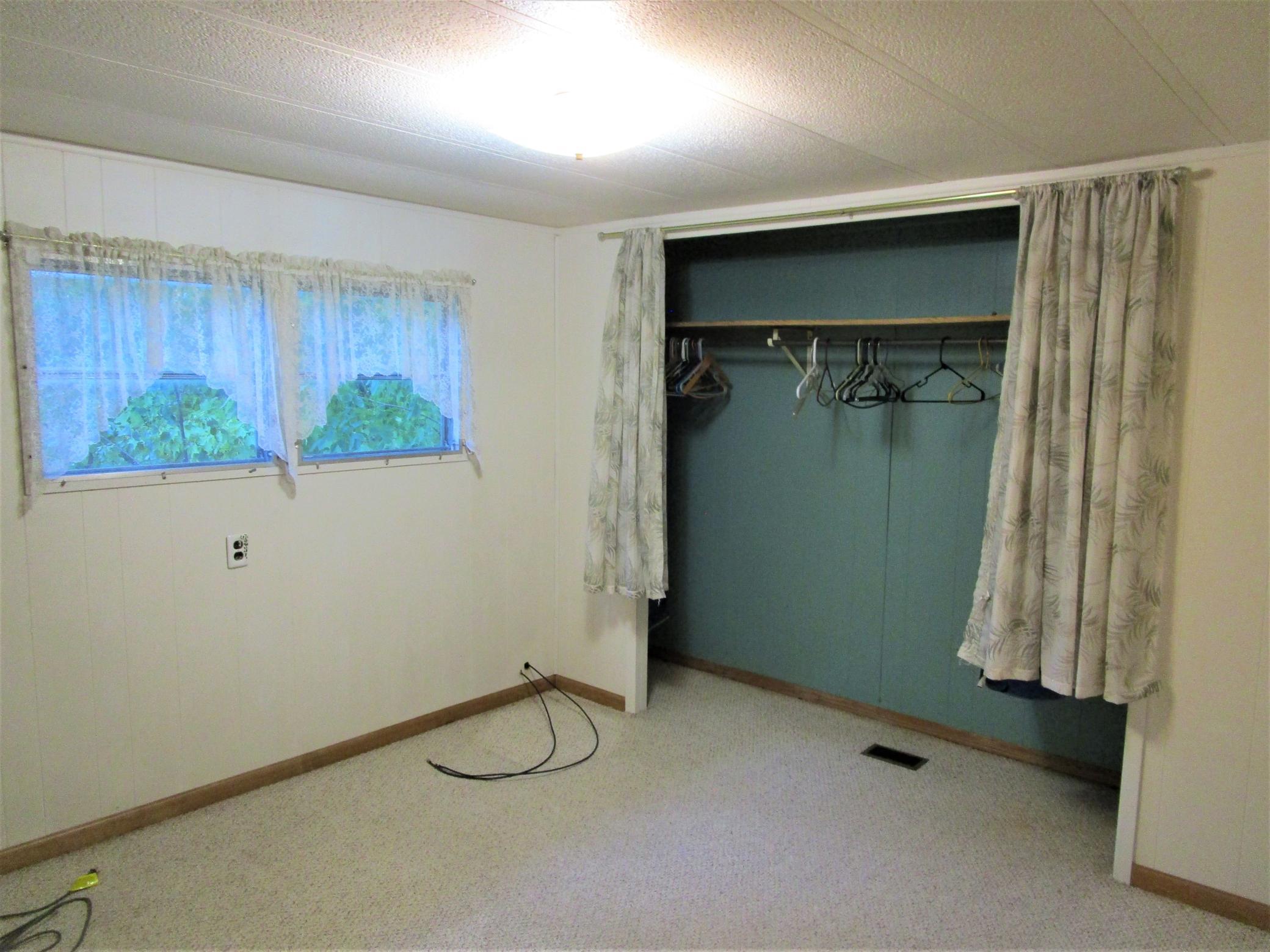 1621 300th Ave Property Photo 16