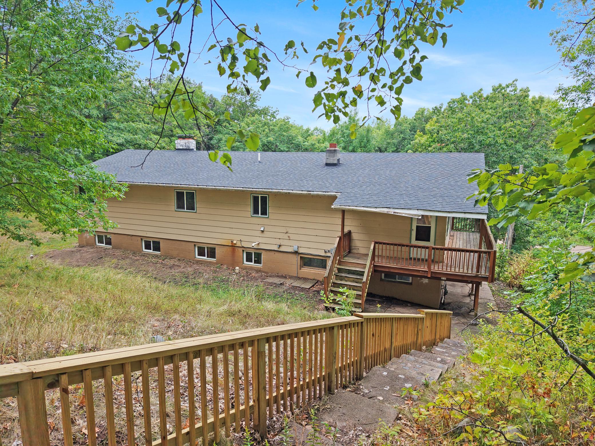 6340 Waterside Drive Property Photo 2