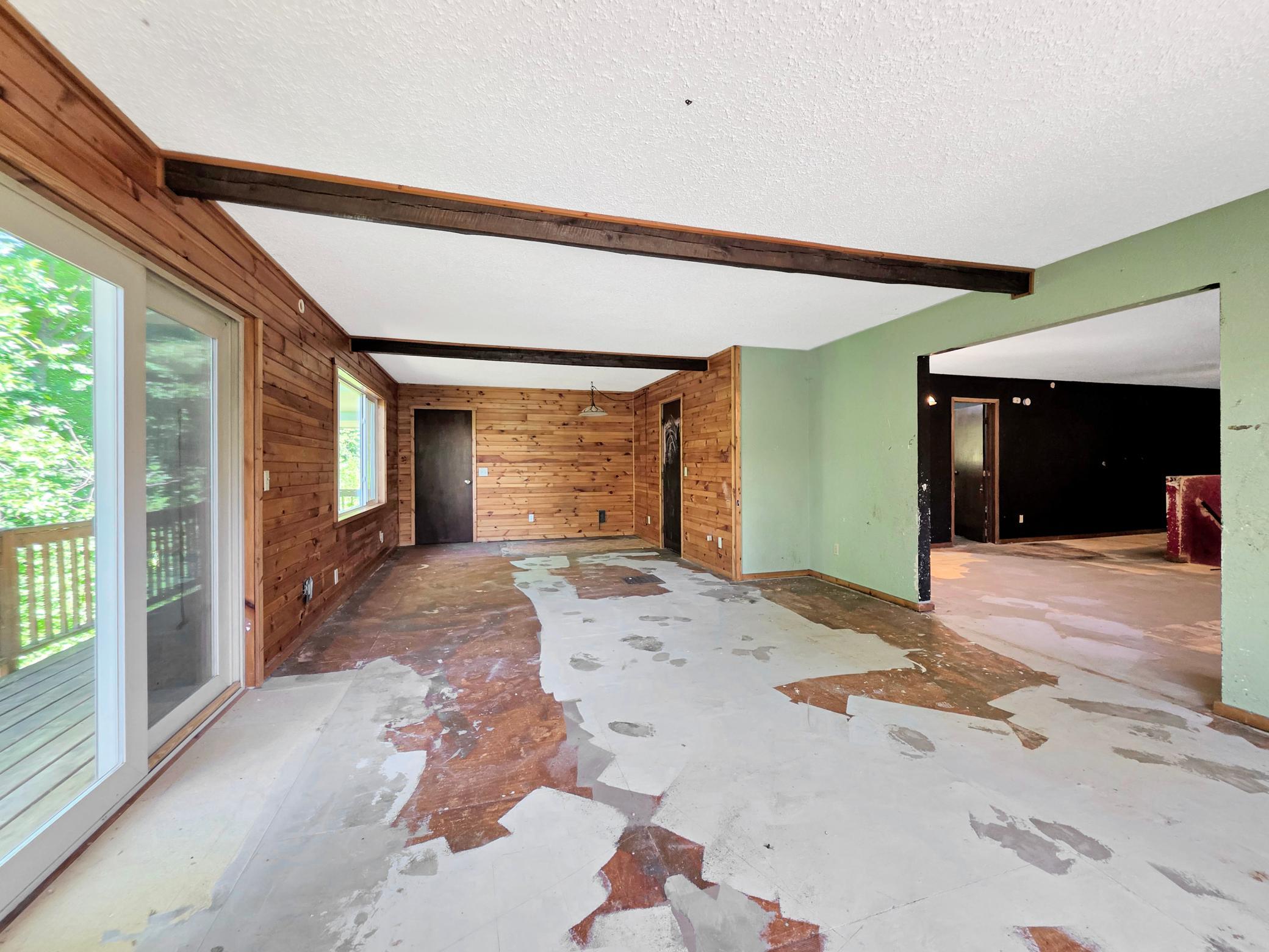 6340 Waterside Drive Property Photo 18