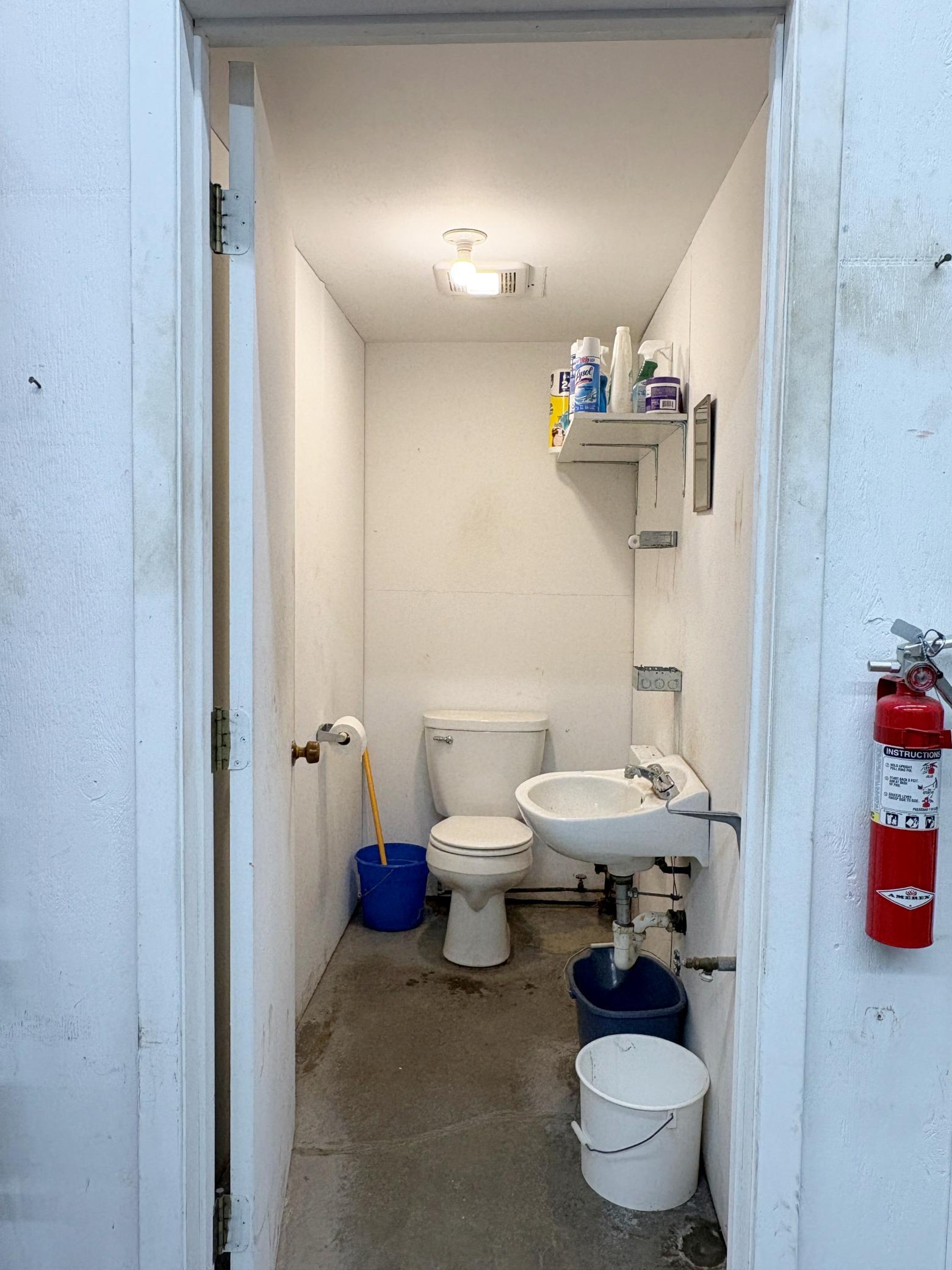 5 Hubbard Avenue S Property Photo 7