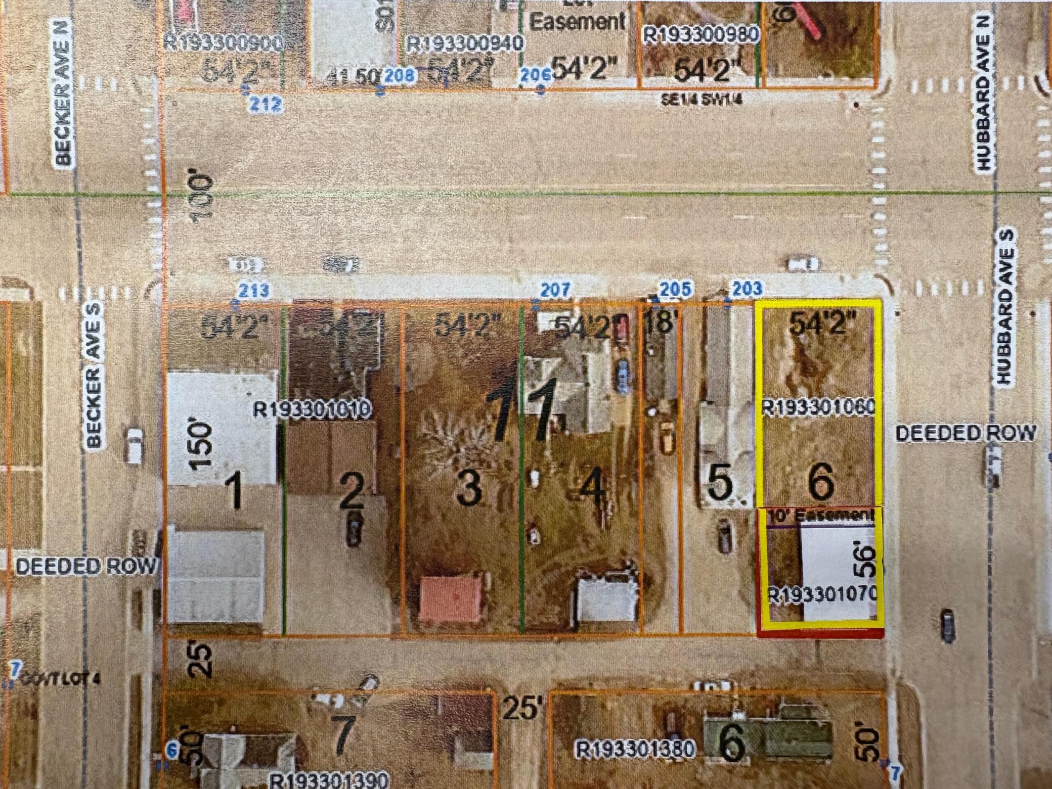 5 Hubbard Avenue S Property Photo 8