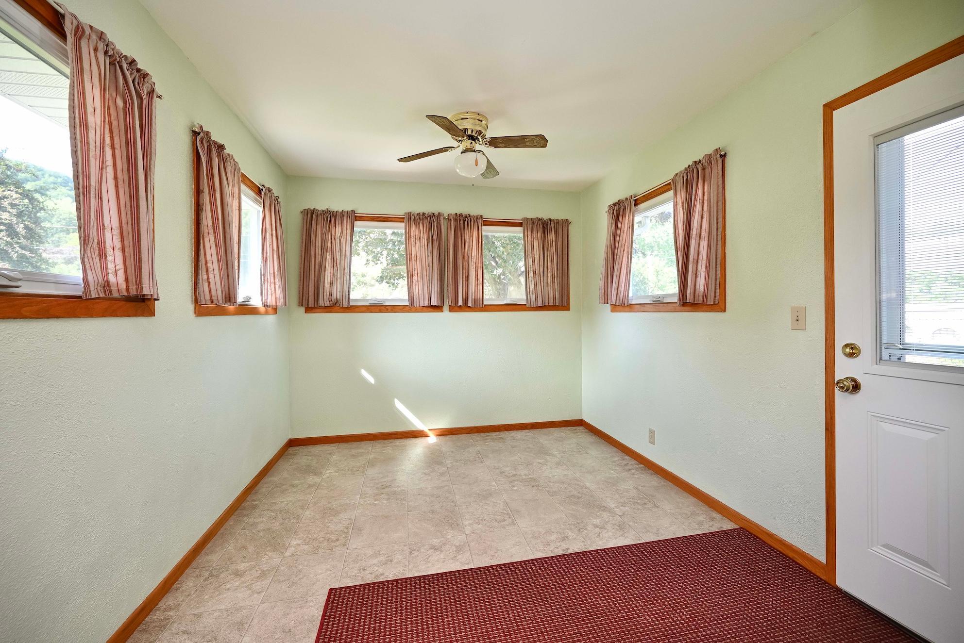 308 Saehler Drive Property Photo 4