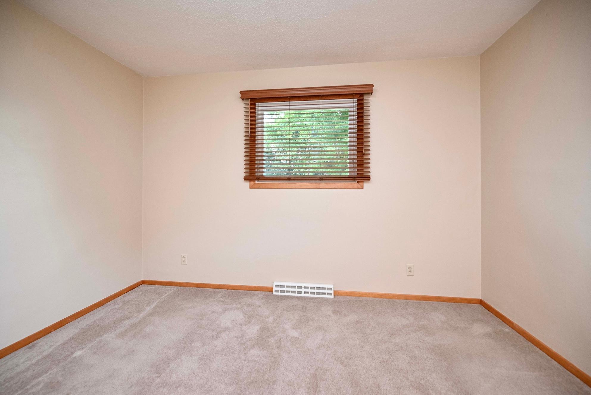 308 Saehler Drive Property Photo 14