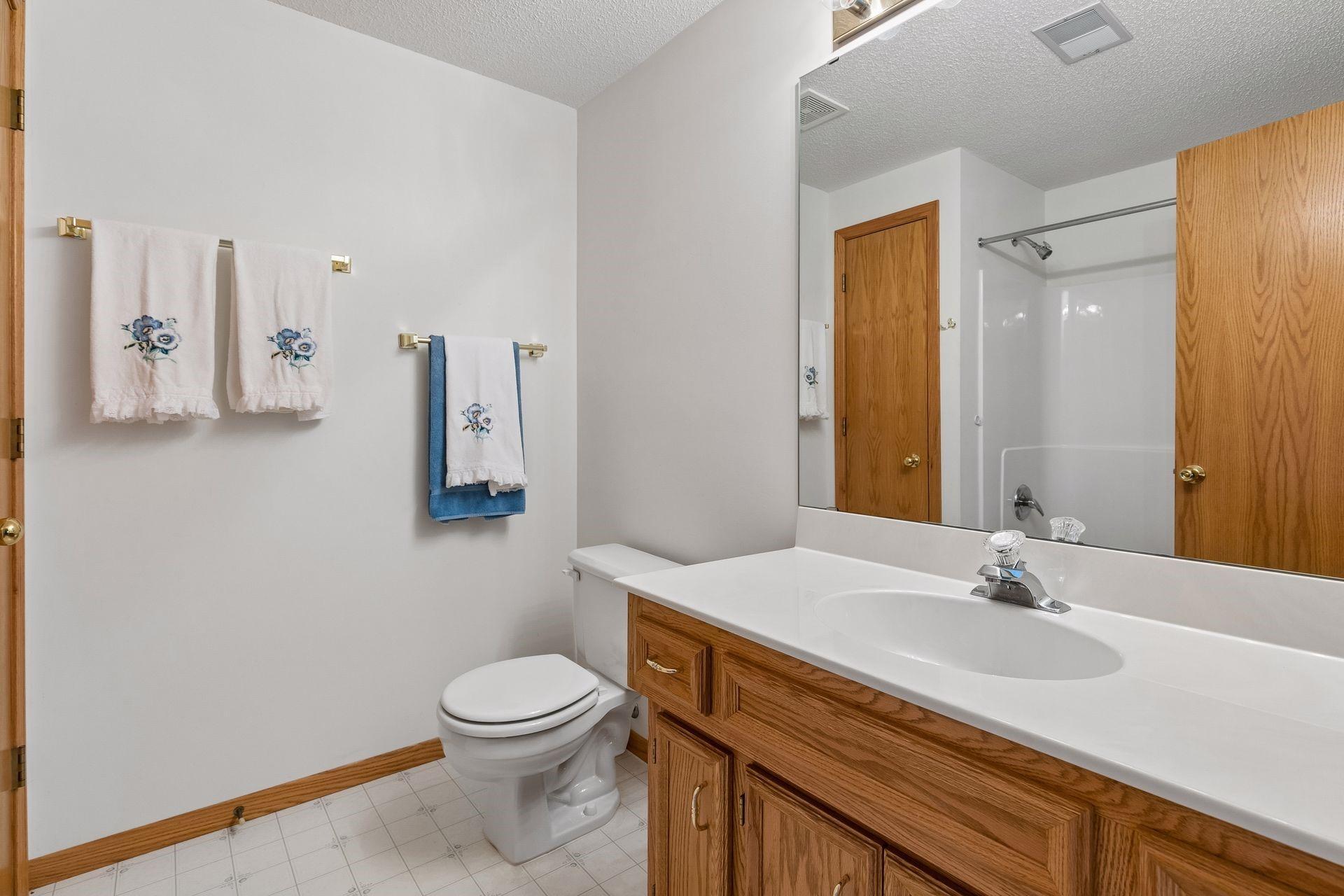 14116 Essex Lane Property Photo 17