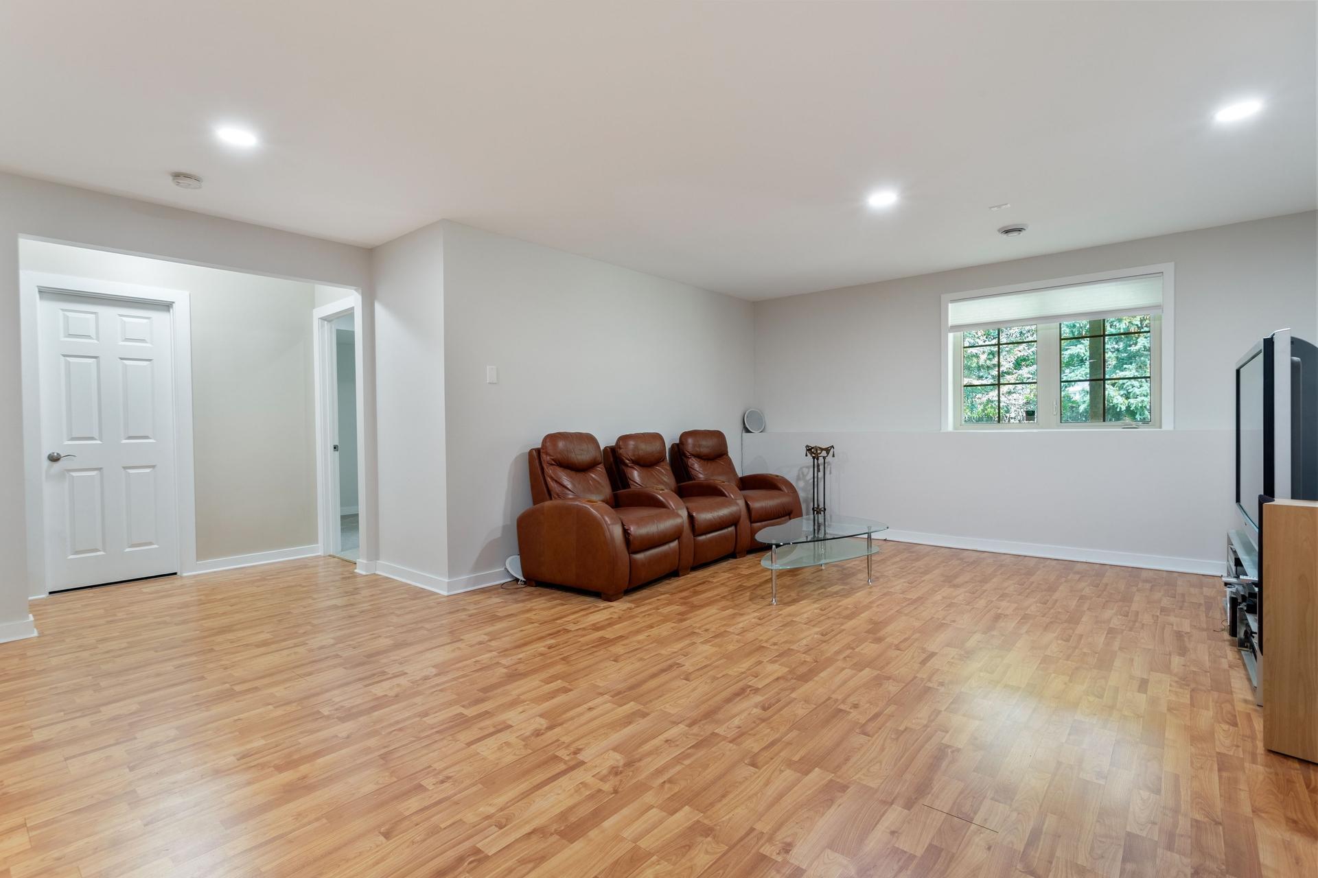 339 Summer Place E Property Photo 26