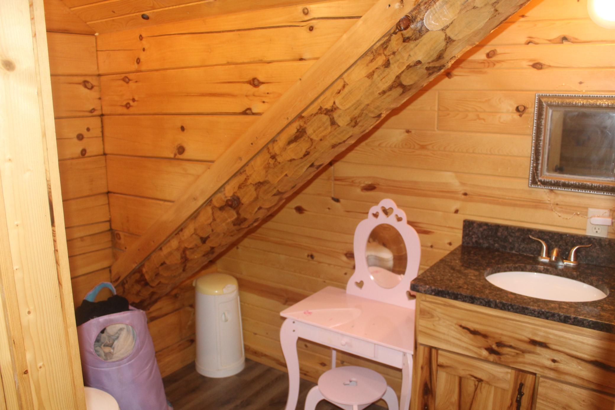 14496 Green Meadow Road Property Photo 13