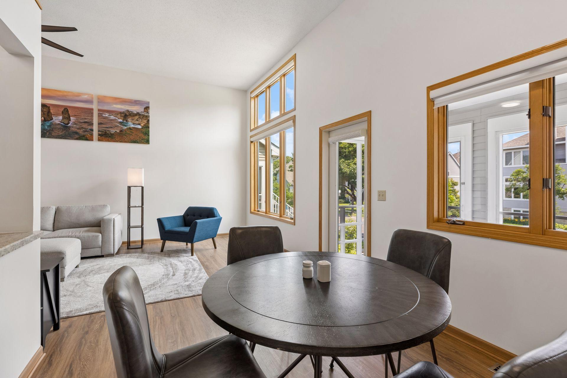 236 6th Street Ne Property Photo 8