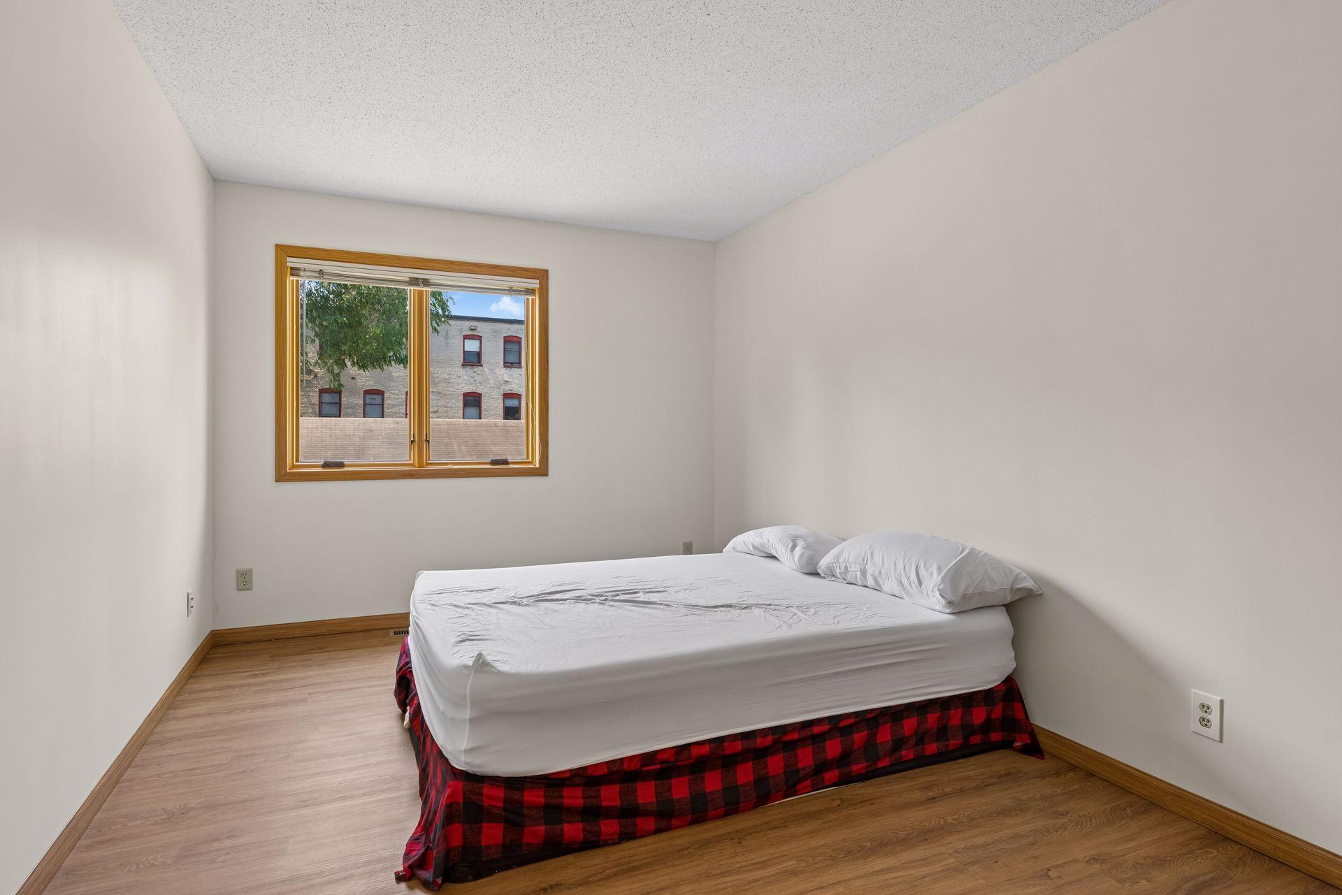 236 6th Street Ne Property Photo 14
