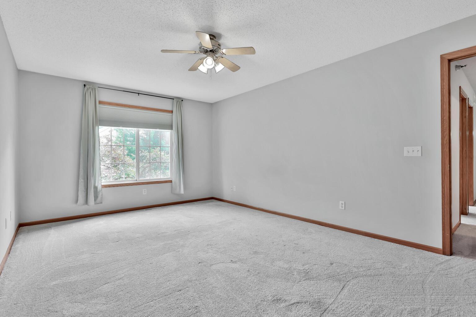 750 Maple Hills Drive B Property Photo 16