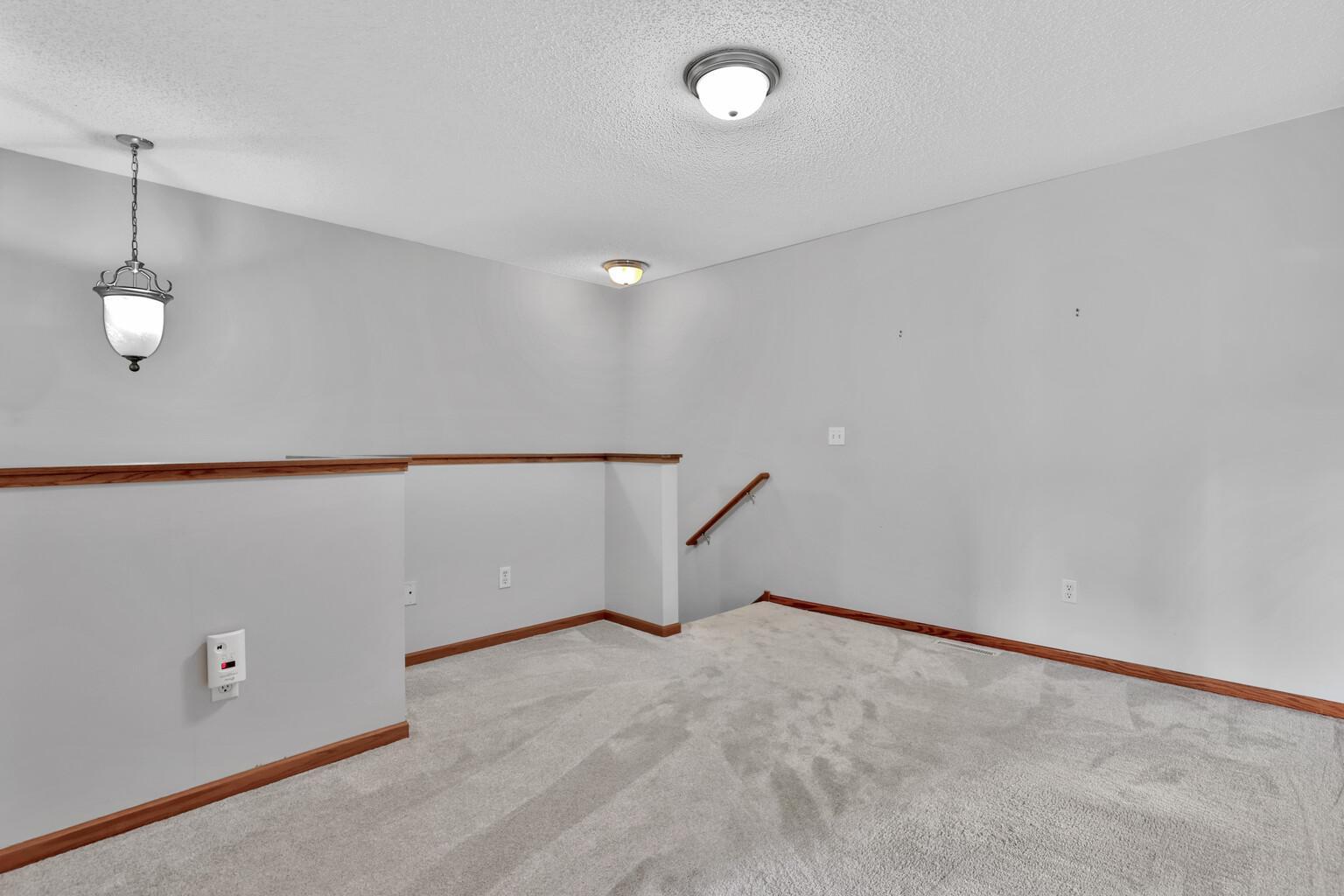 750 Maple Hills Drive B Property Photo 35