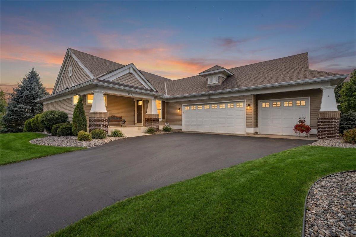9779 Wedgewood Circle