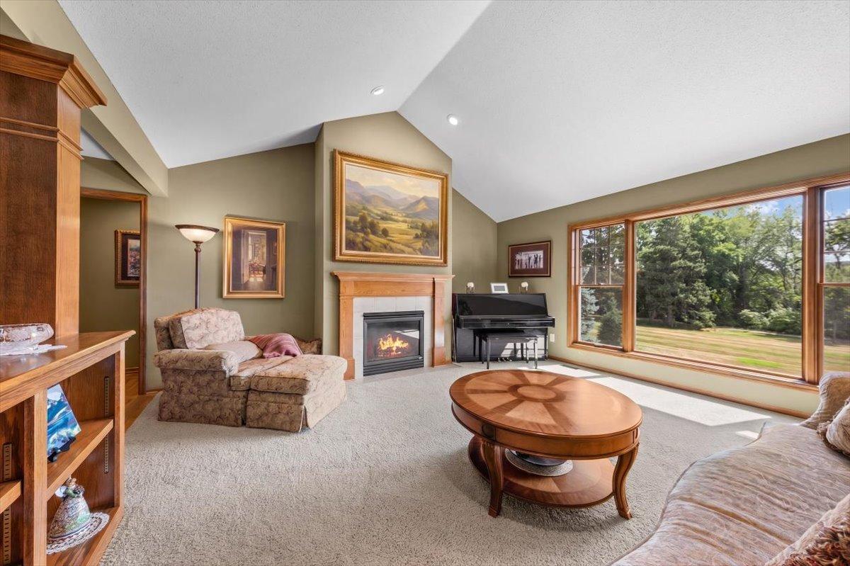 9779 Wedgewood Circle Property Photo 4