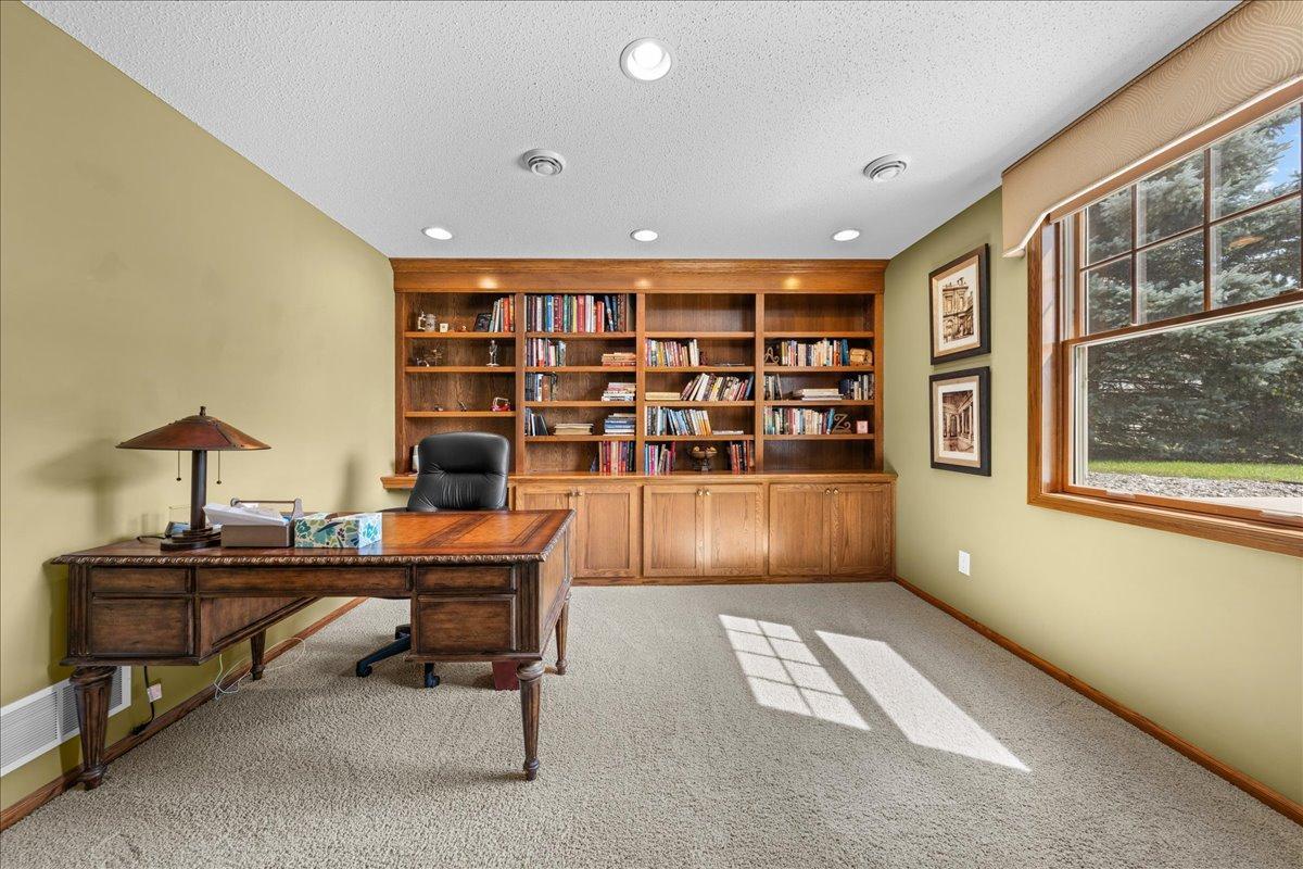 9779 Wedgewood Circle Property Photo 18