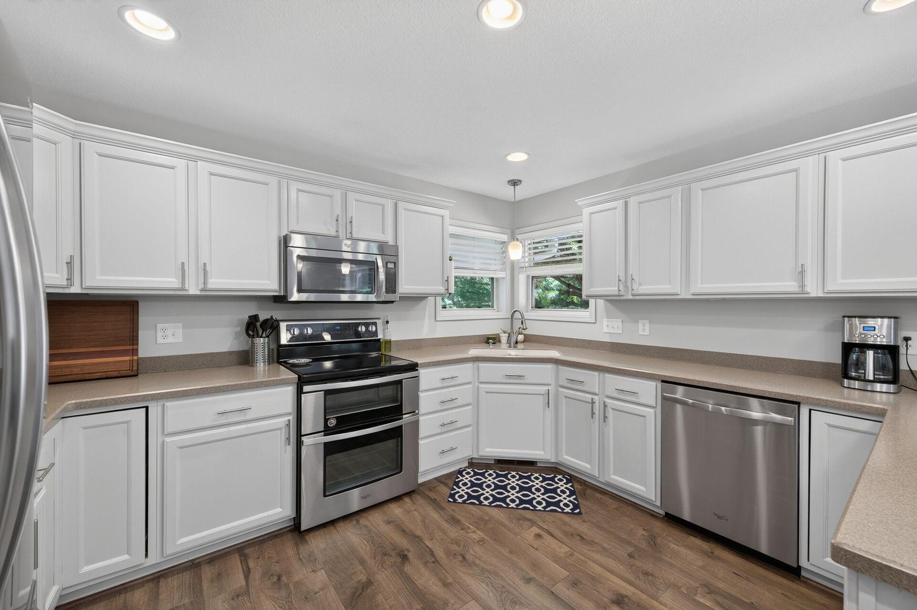 12754 Independence Avenue Property Photo 11