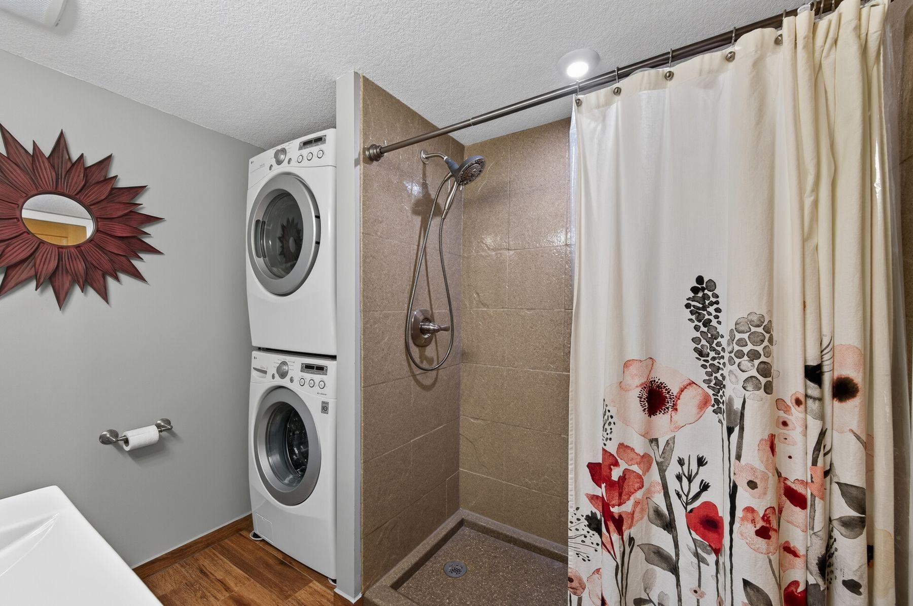 12754 Independence Avenue Property Photo 28