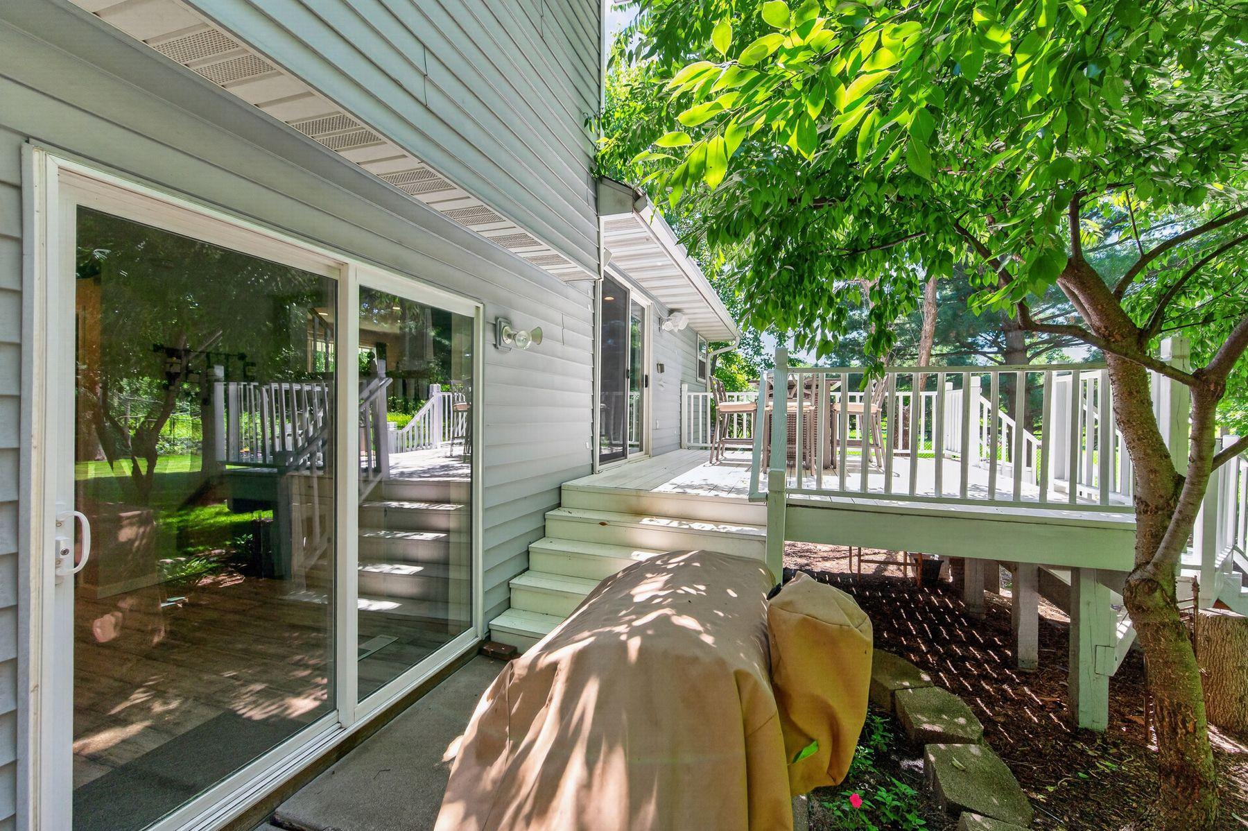 12754 Independence Avenue Property Photo 38