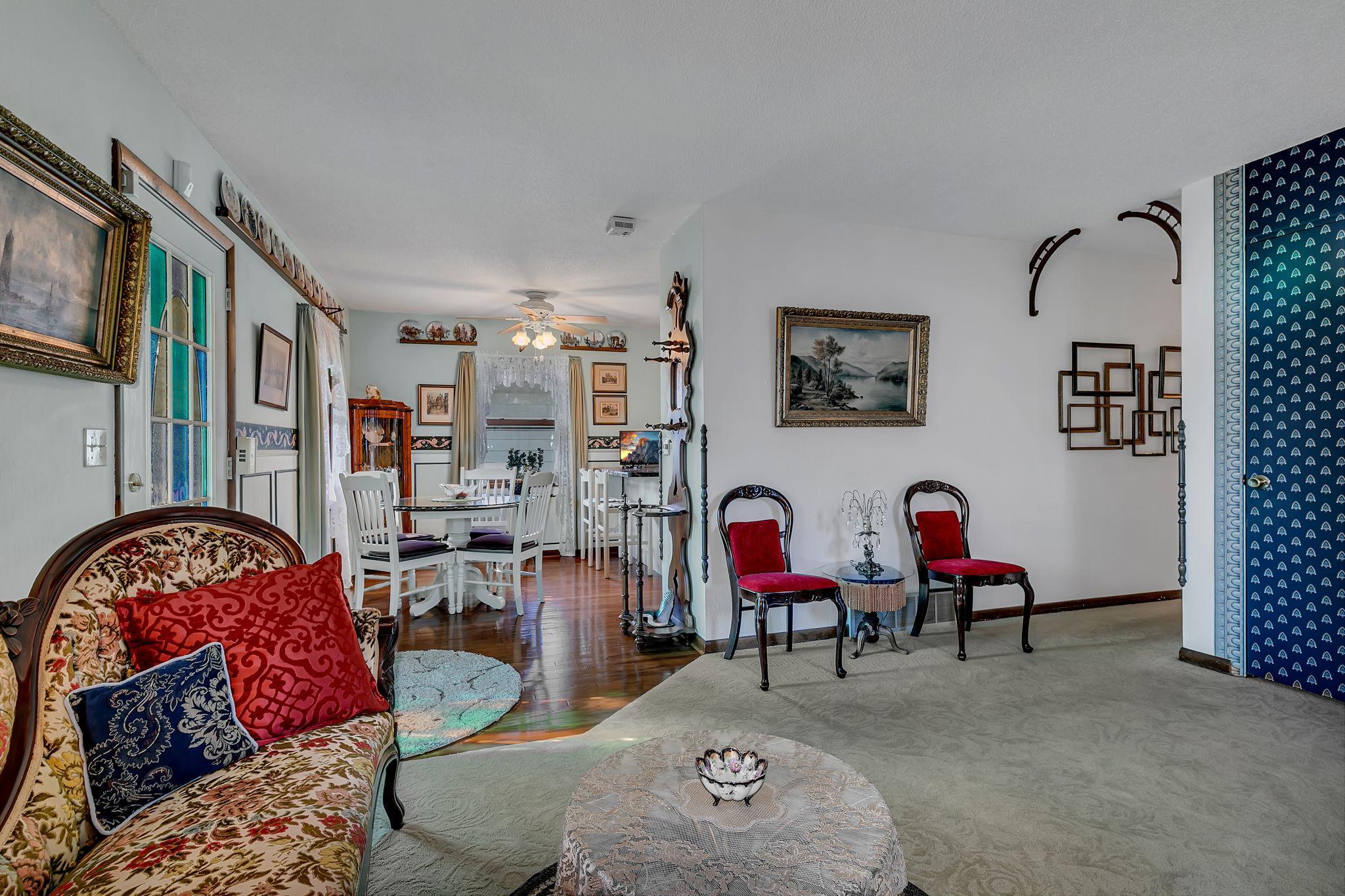 1025 35th Avenue N Property Photo 14