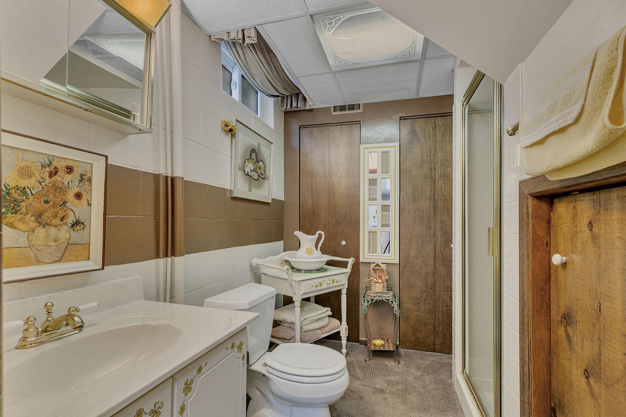 1025 35th Avenue N Property Photo 21