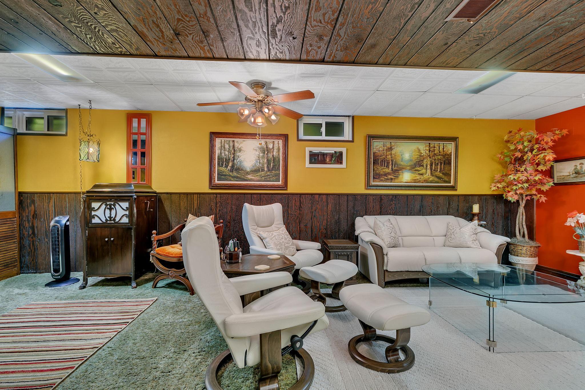 1025 35th Avenue N Property Photo 29
