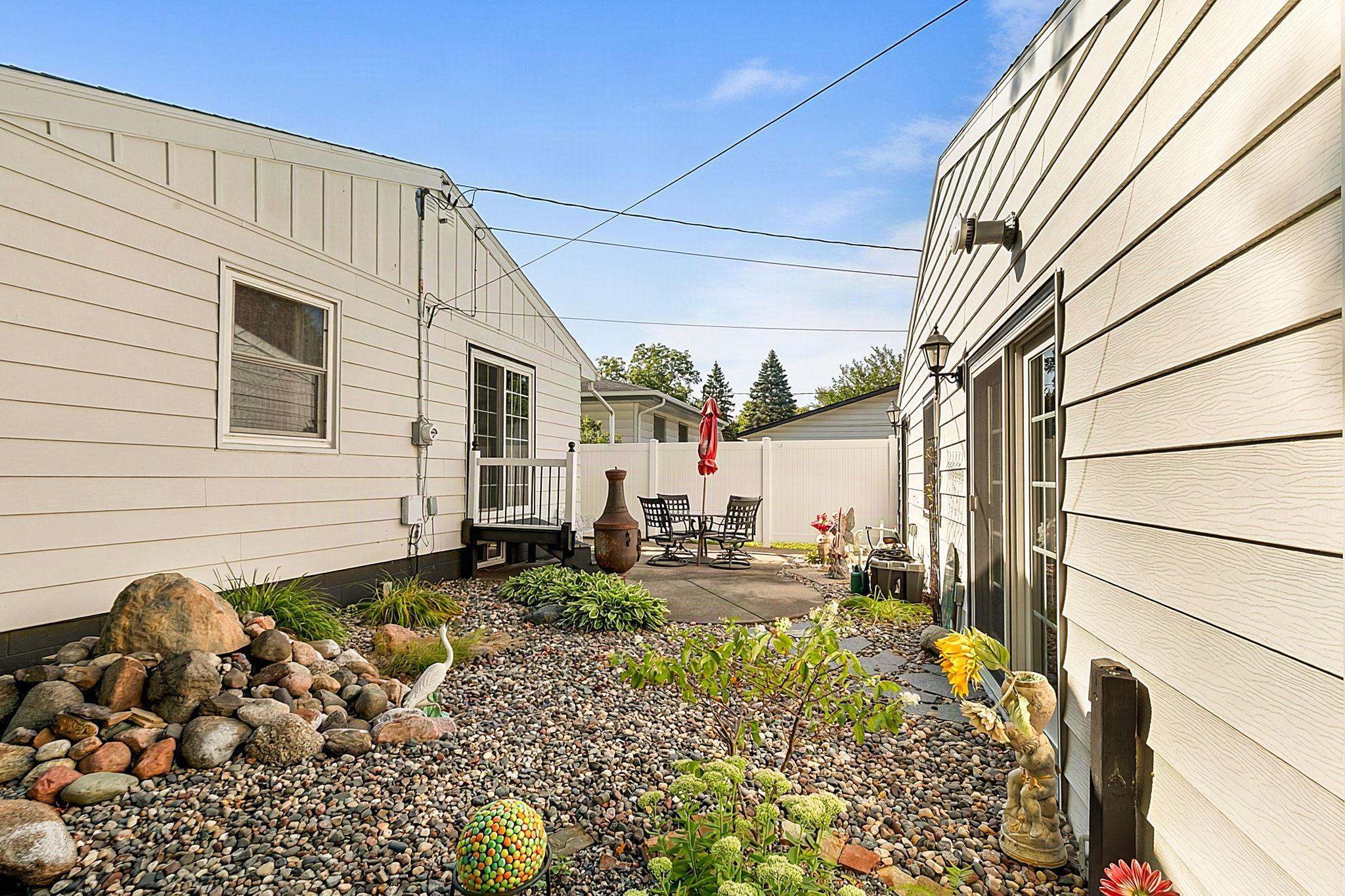 1025 35th Avenue N Property Photo 35