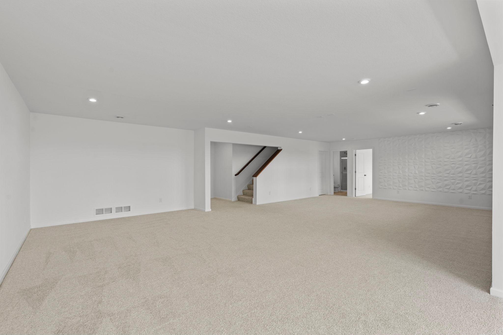 1961 Dahlia Drive Property Photo 71
