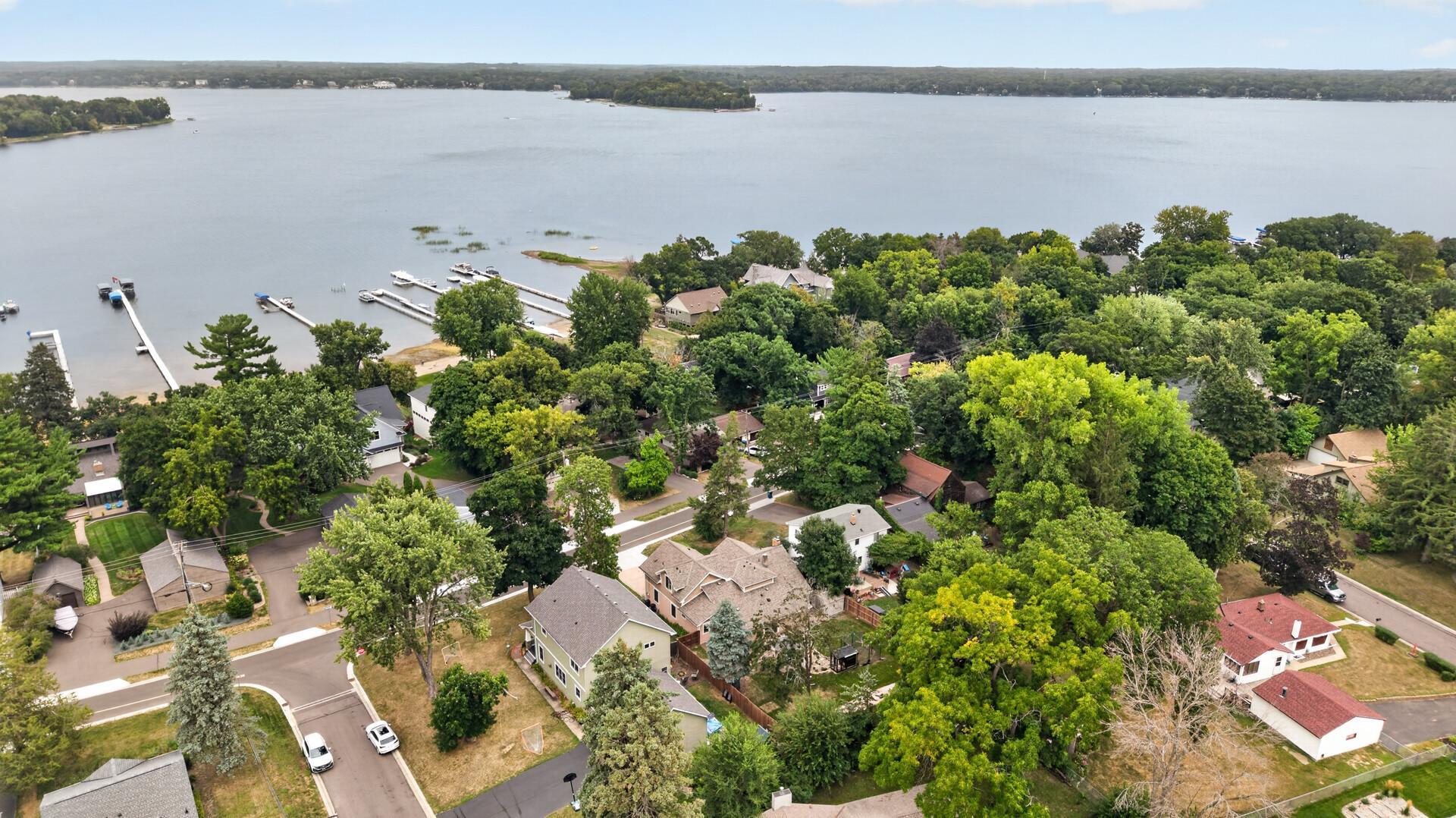 2584 S Shore Boulevard Property Photo 44