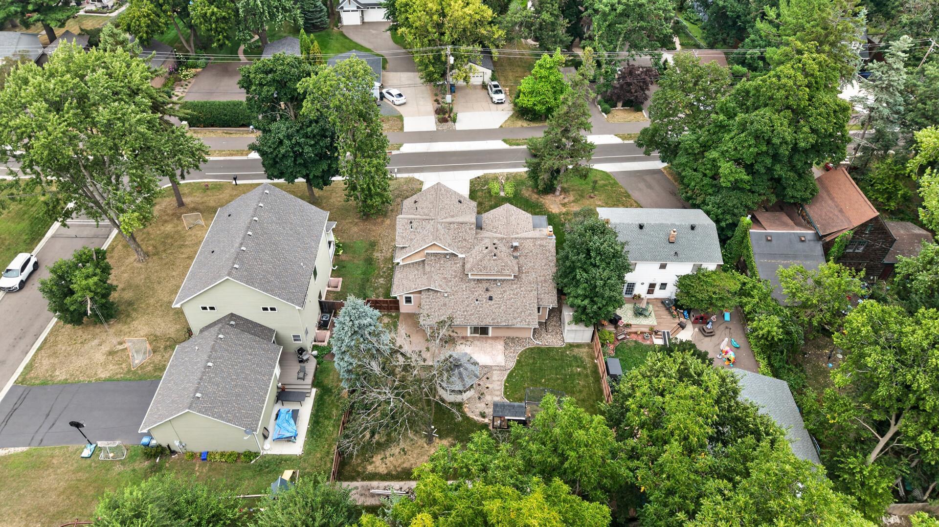 2584 S Shore Boulevard Property Photo 45
