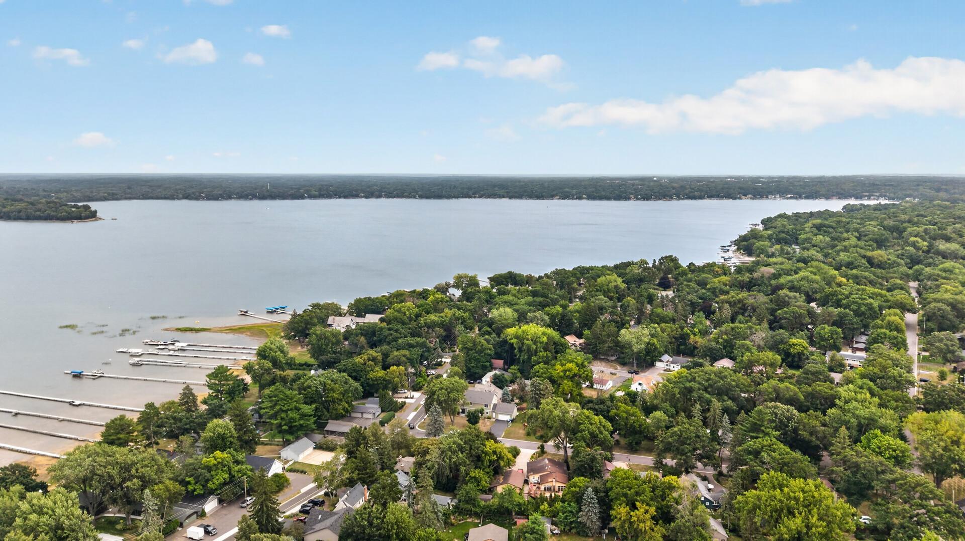 2584 S Shore Boulevard Property Photo 50