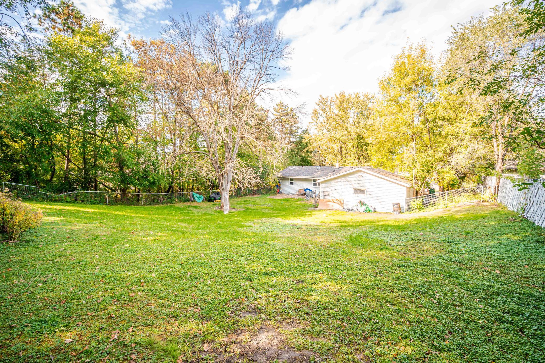 430 County Road B2 W Property Photo 4