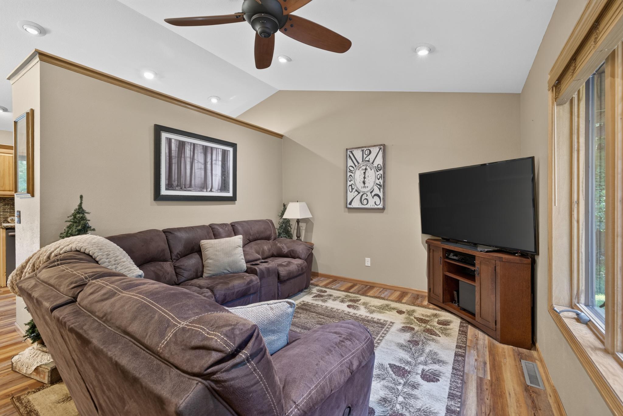6108 Bittersweet Lane Property Photo 8