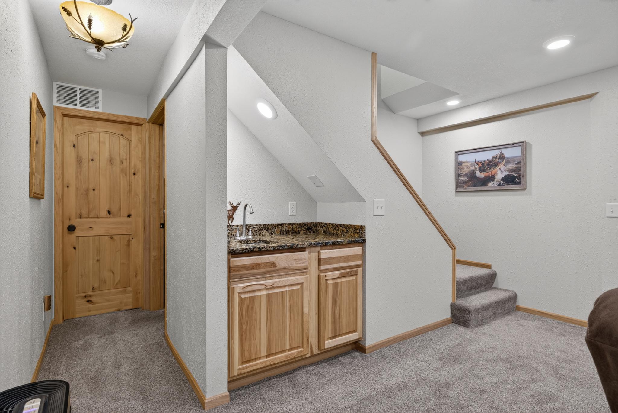 6108 Bittersweet Lane Property Photo 19