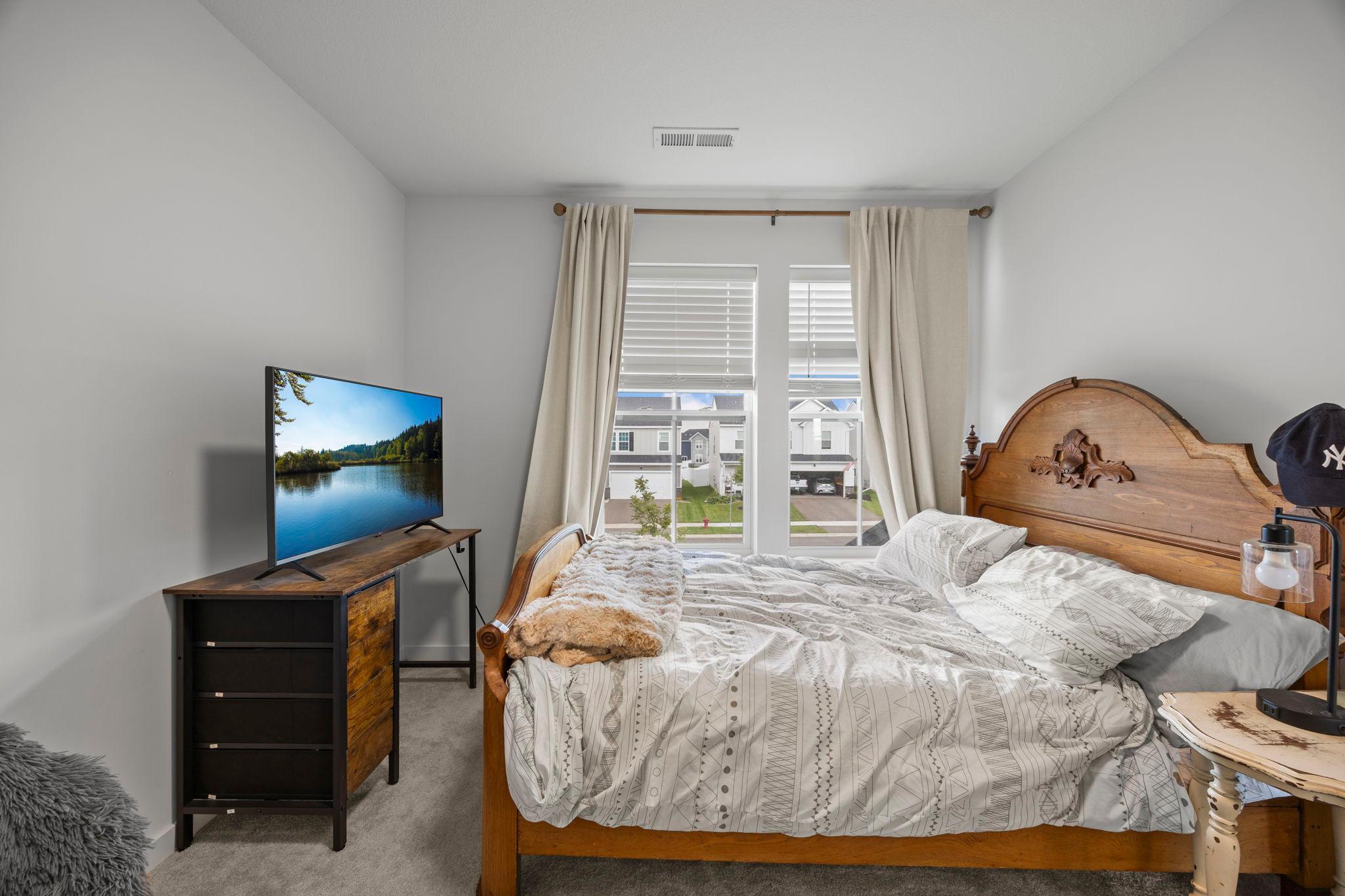 15063 Athgoe Drive Property Photo 32