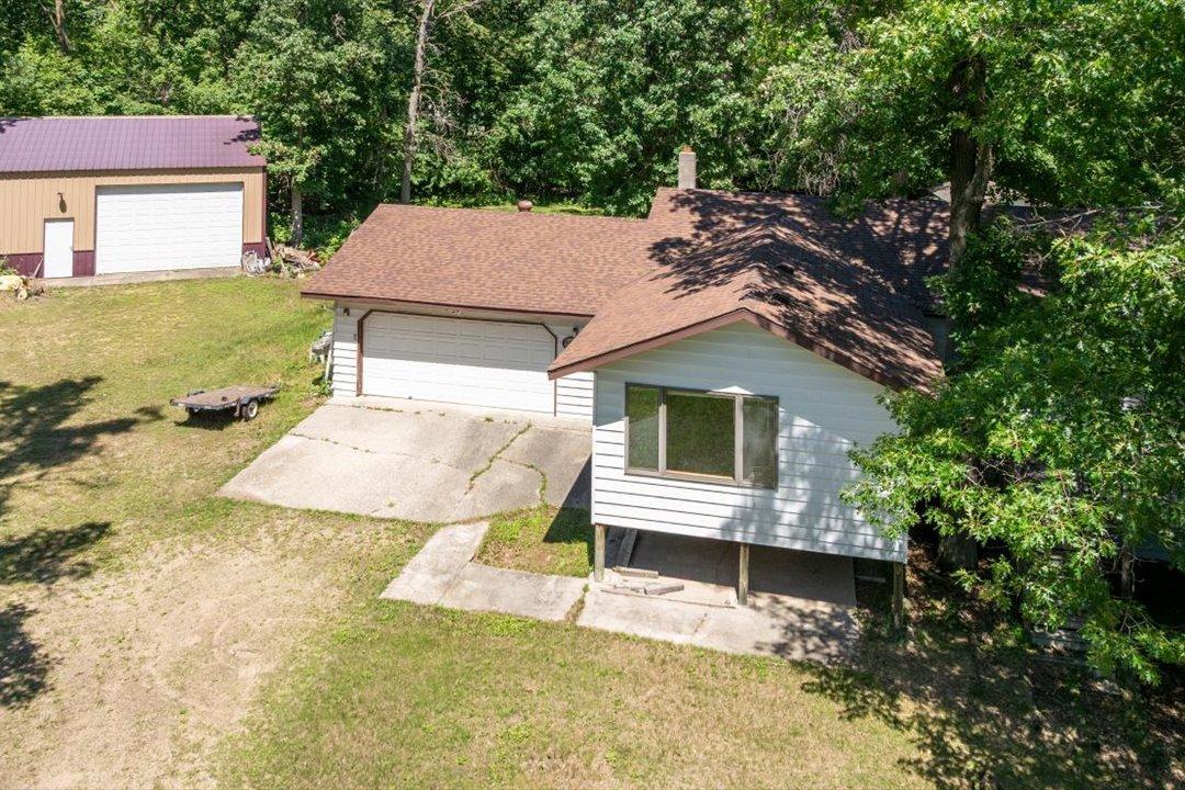 40142 Pandora Drive Property Photo 4