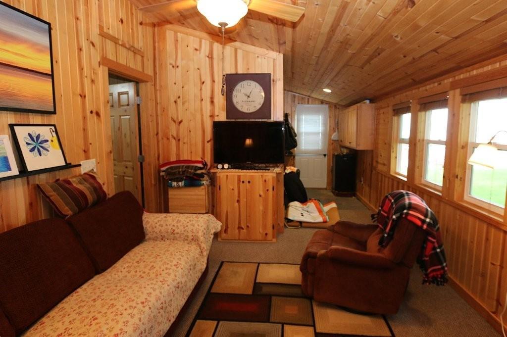 46071 Boys Shore Road Property Photo 11