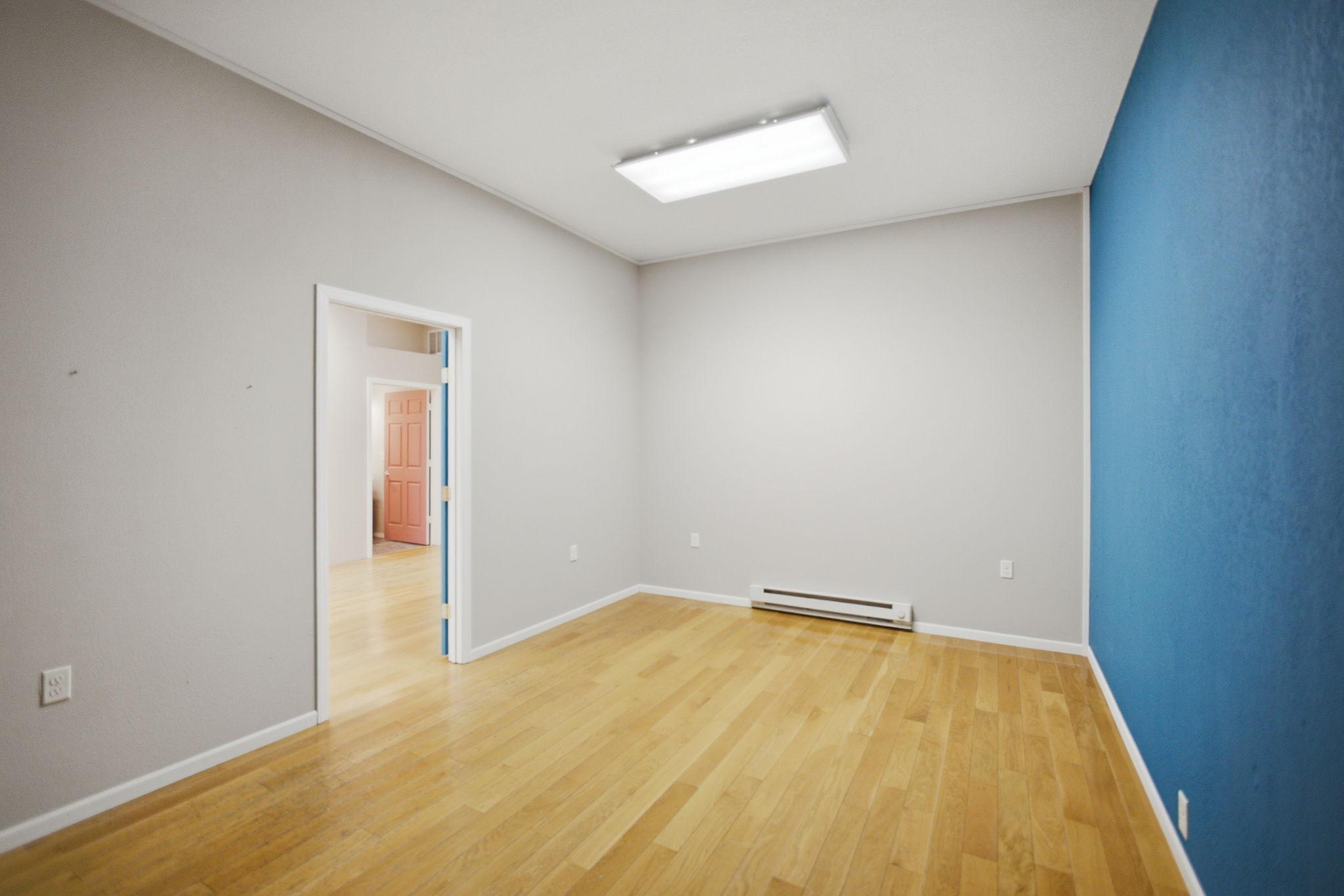22 W 2nd Avenue Property Photo 15
