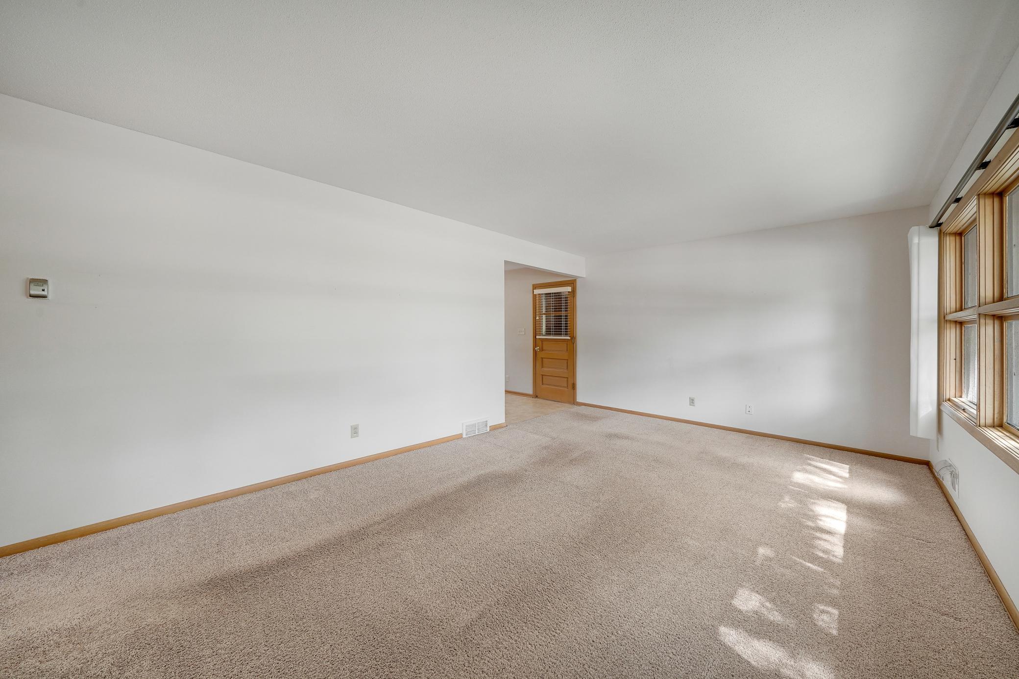 903 Parallel Street Property Photo 4