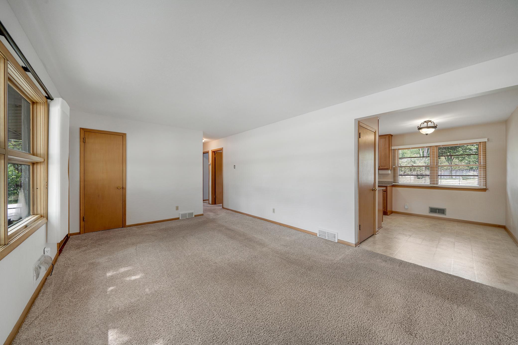 903 Parallel Street Property Photo 6
