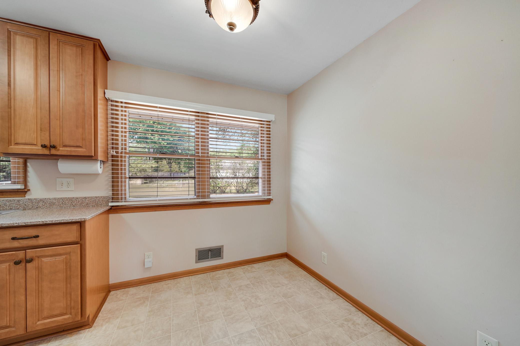 903 Parallel Street Property Photo 13