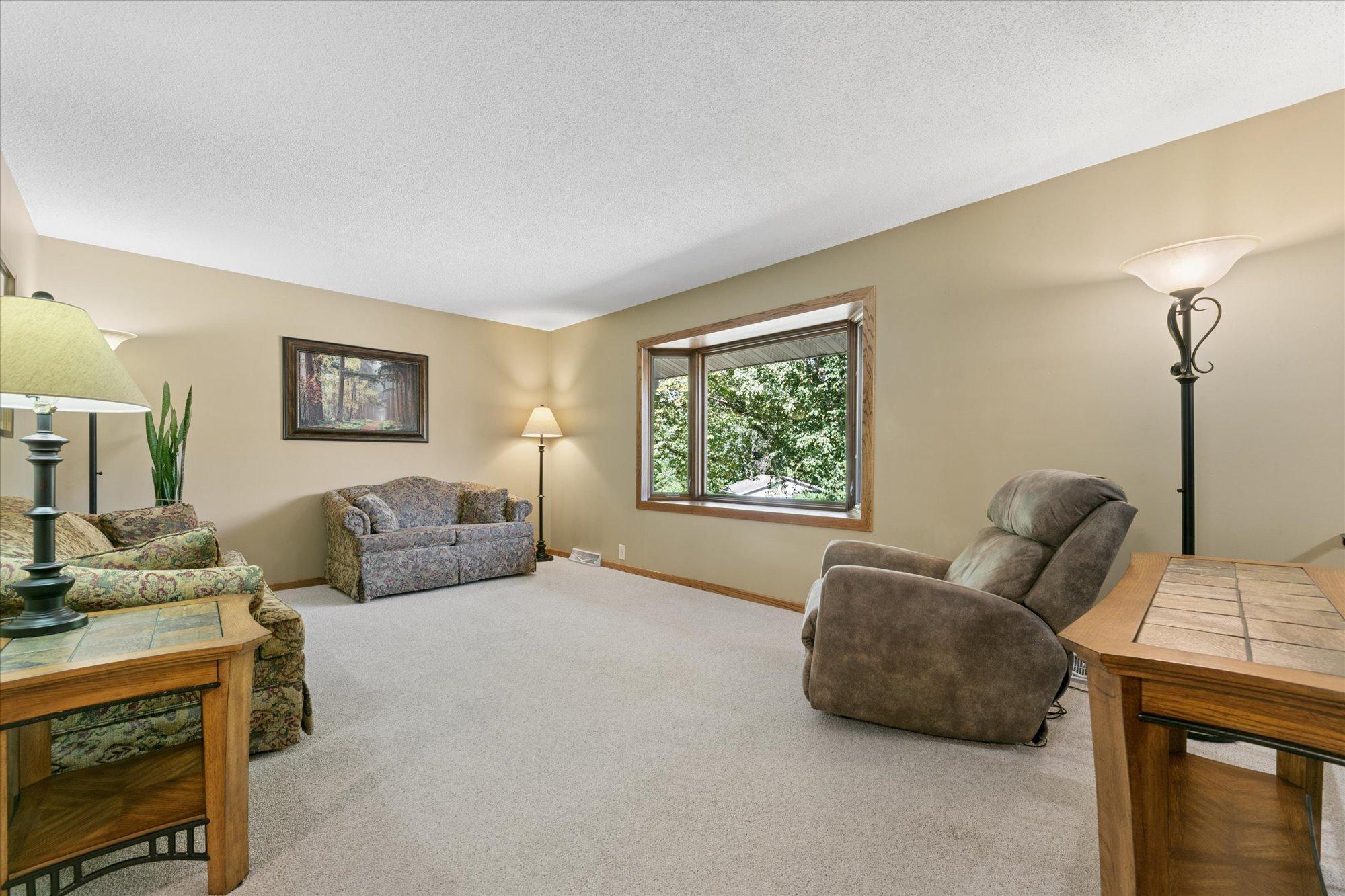 6650 Maple Drive Property Photo 6