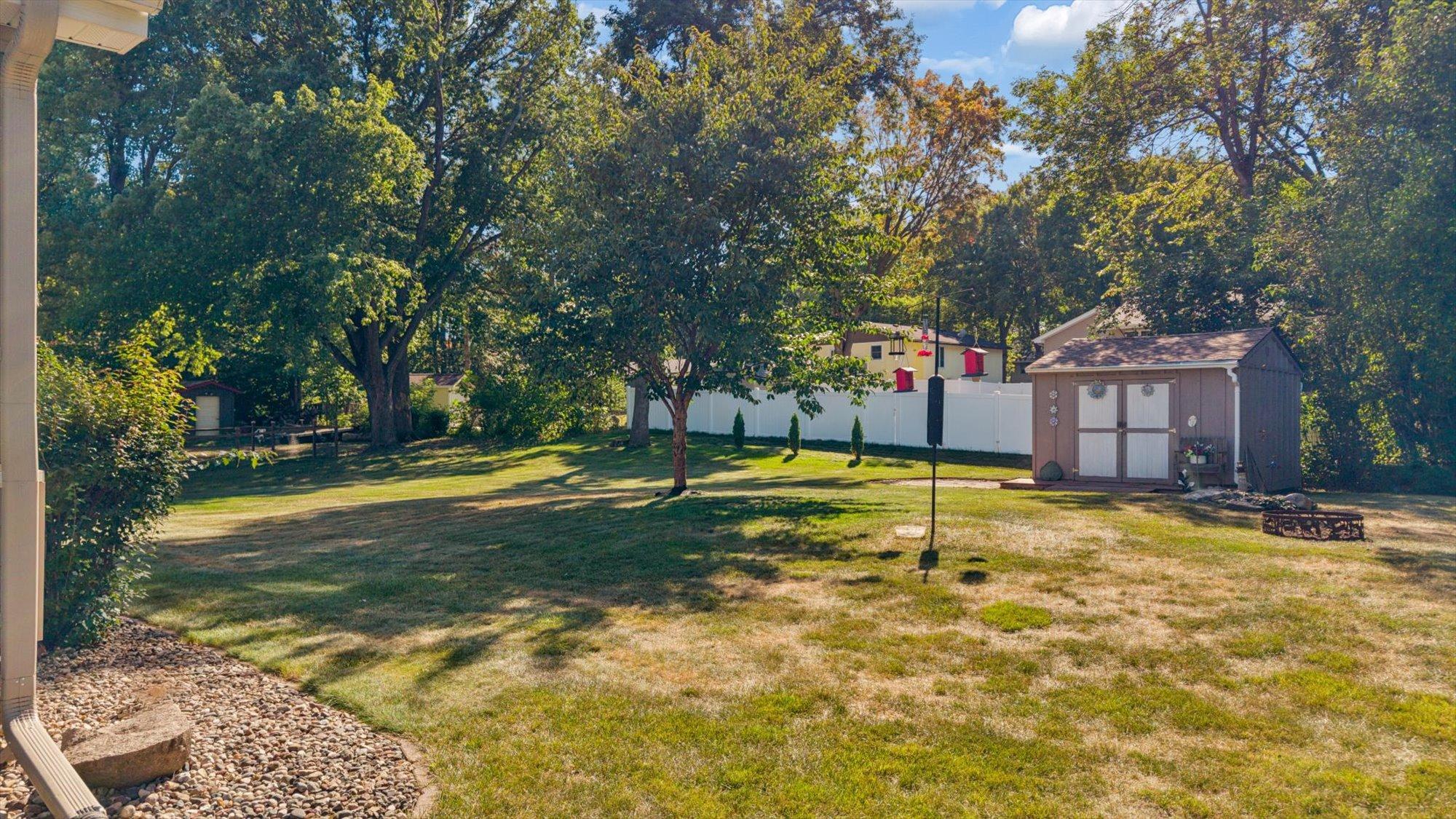 6650 Maple Drive Property Photo 10
