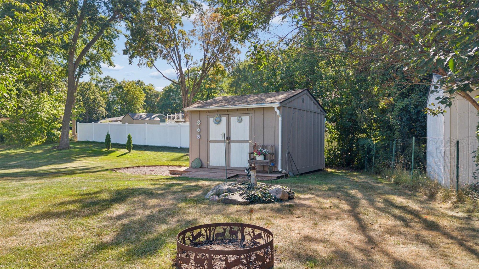 6650 Maple Drive Property Photo 13