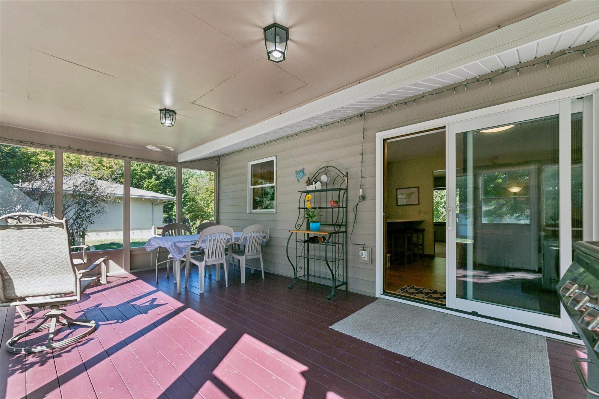 6650 Maple Drive Property Photo 15