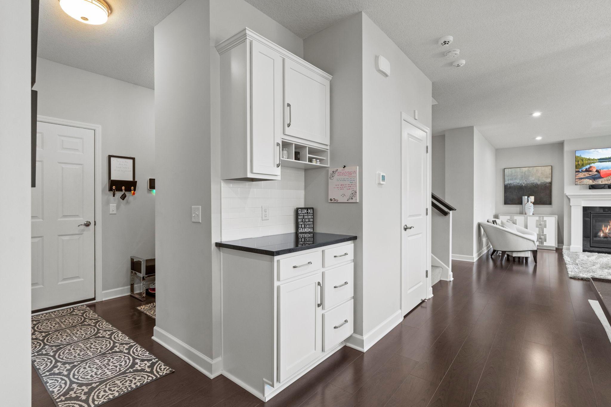 4313 Schilling Way Property Photo 10