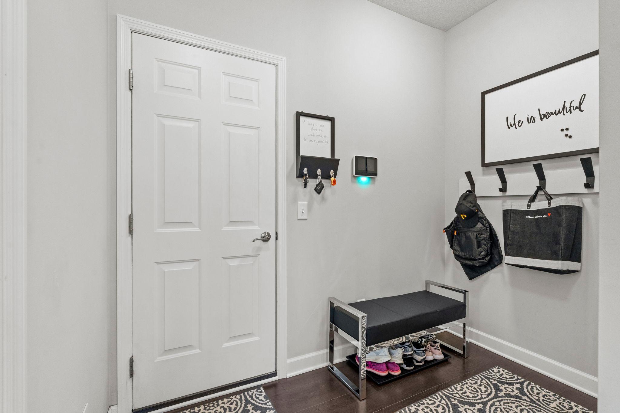 4313 Schilling Way Property Photo 11